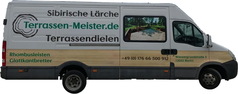Transporter von Terrassen-Meister.de mit der Beschriftung Sibirische Lärche, Terrassendielen, Rhombusleisten und Glattkantbretter